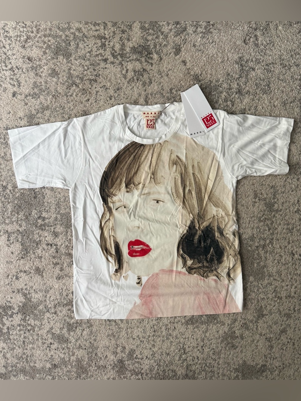 Marni x Vogue Crew Neck T-shirt Print by Annie Kevans - 40